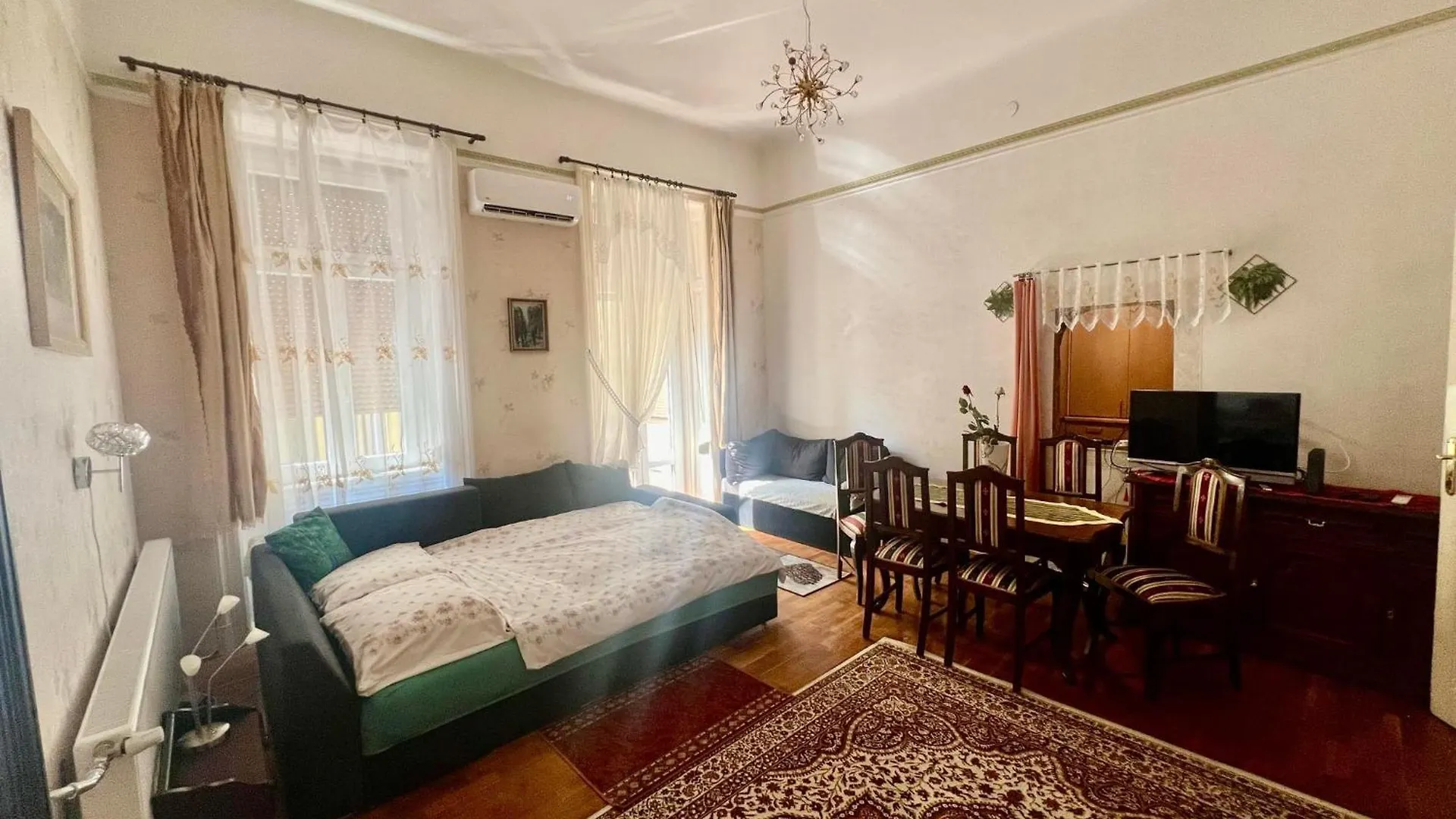 City Center Budapest Apartment